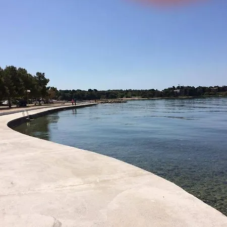 Appartamento Rajna-only For Families And Quiet Vacation Zara